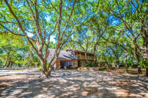 1415 Butch Cassidy Trail, Wimauma, FL 33598, Sold 06/01/17