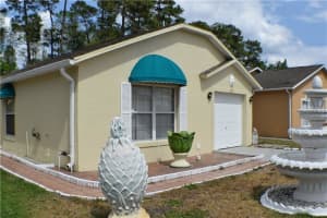 813 Bella Vista Way, Orlando, FL 32825, Sold 07/26/17