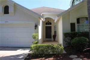 8925 Southbay Dr, Tampa, FL 33615, Sold 06/12/17