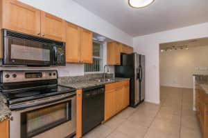 3938 Fontainebleau Dr, Tampa, FL 33634, Sold 11/03/17