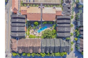2402 W Azeele St, Tampa, FL 33609, Sold 11/17/17