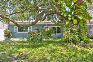 3835 10th St NE, St. Petersburg, FL 33703, Sold 08/03/17