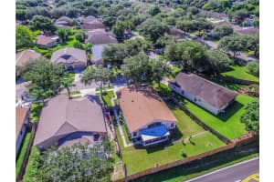 441 Country Vineyard Dr, Valrico, FL 33594, Sold 08/31/17