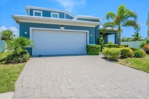 6403 Grenada Island Ave, Apollo Beach, FL 33572, Sold 09/25/17
