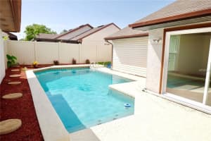 7130 Silvermill Dr, Tampa, FL 33635, Sold 11/16/17