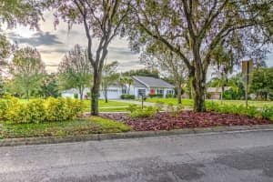 819 128th St NE, Bradenton, FL 34212, Sold 10/27/17