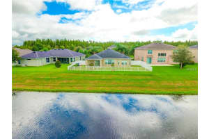 12415 Belcroft Dr, Riverview, FL 33579, Sold 02/15/18