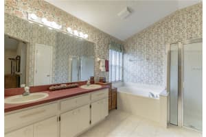 6616 Long Bay Ln, Tampa, FL 33615, Sold 12/23/17