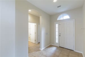 4206 Knob Lake Ct, Tampa, FL 33619, Sold 11/22/17