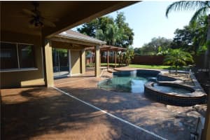 1154 Lumsden Trace Cir, Valrico, FL 33594, Sold 10/30/17