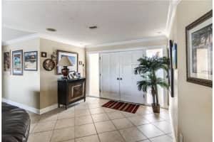6442 Lake Sunrise Dr, Apollo Beach, FL 33572, Sold 12/22/17