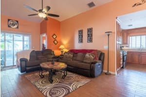 3122 Summer House Dr, Valrico, FL 33594, Sold 05/10/18