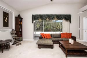 5007 Clover Mist Dr, Apollo Beach, FL 33572, Sold 12/28/17
