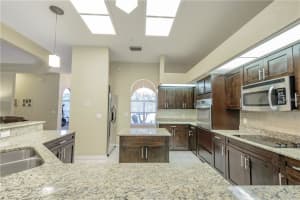 406 Citrus Wood Ln, Valrico, FL 33594, Sold 04/06/18