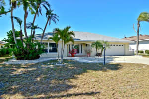 6324 Balboa Ln, Apollo Beach, FL 33572, Sold 08/03/18