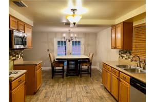 2718 MIDTIMES DR, TAMPA, FL 33618 - MLS#MFRT3271176
