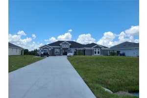 5116 Lake Toscana Dr, Wimauma, FL 33598, Sold 06/30/22