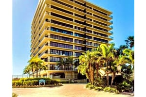 7650 Bayshore Dr, Treasure Island, FL 33706, Sold 04/16/21