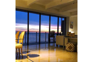 7650 Bayshore Dr, Treasure Island, FL 33706, Sold 04/16/21