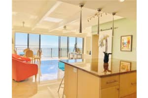 7650 Bayshore Dr, Treasure Island, FL 33706, Sold 04/16/21