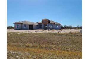 5110 LAKE TOSCANA DR, WIMAUMA, FL 33598 Sold 08/15/22
