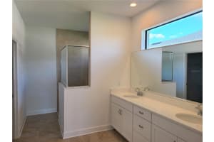 5212 Lake Venice Dr, Wimauma, FL 33598, Sold 05/13/22