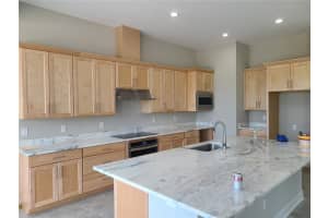 5218 LAKE VENICE DR, WIMAUMA, FL 33598 Sold 07/08/22
