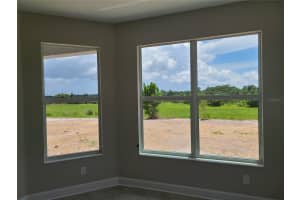 5218 LAKE VENICE DR, WIMAUMA, FL 33598 Sold 07/08/22