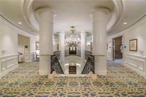 35 Watergate Dr, Sarasota, FL 34236, Sold 12/23/21