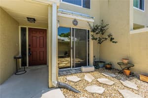 13005 Arborview Pl, Tampa, FL 33618, Sold 01/11/22