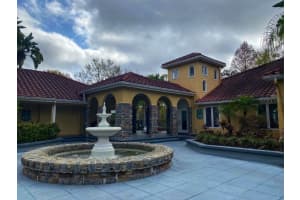 3446 St Bart Ln, Tampa, FL 33614, Sold 08/16/21