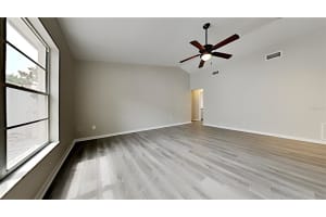 9910 Dean Cove Ln, Orlando, FL 32825, Sold 08/20/21