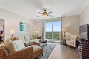 800 N Tamiami Trail, Sarasota, FL 34236, Sold 10/14/21