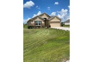 303 Columbo St, Winter Haven, FL 33880, Sold 10/25/21