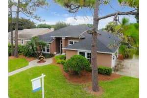 4461 Saddleworth Cir, Orlando, FL 32826, Sold 10/07/21