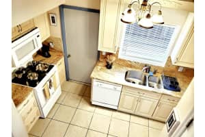 12414 Touchton Dr, Tampa, FL 33617, Sold 11/05/21