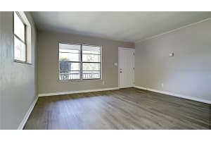 2828 Oak Lea Dr, South Daytona, FL 32119, Sold 11/08/21