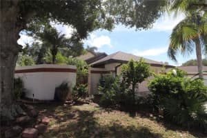 6917 Silvermill Dr, Tampa, FL 33635, Sold 10/26/21