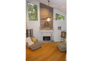 100 Greentree Ct, Lake Mary, FL 32746, Sold 10/08/21