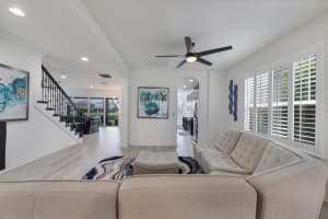 5725 Wild Sage Cir, Sarasota, FL 34238, Sold 12/17/21