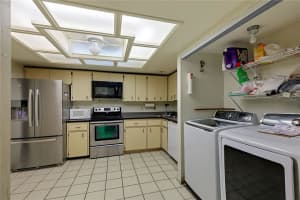 1905 Gregory Dr, Tampa, FL 33613, Sold 11/15/21