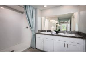 12024 MIracle Mile Dr, Riverview, FL 33578, Sold 10/29/21