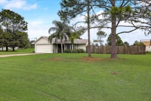 31519 Bugle Ln, Zephyrhills, FL 33543, Sold 10/08/21