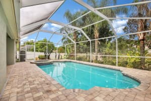 2714 Valencia Grove Dr, Valrico, FL 33596, Sold 10/07/21