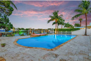 1222 80th St S, St. Petersburg, FL 33707, Sold 11/16/21