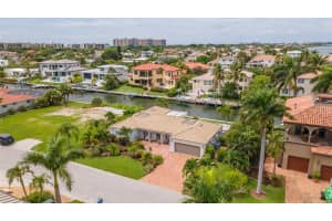 633 Halyard Ln, Longboat Key, FL 34228, Sold 12/17/21