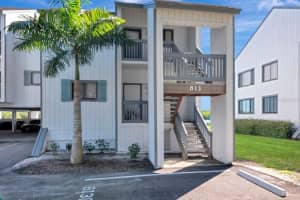 813 Bahia Del Sol Dr, Ruskin, FL 33570, Sold 12/08/21