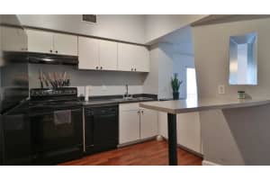 2440 W Horatio St, Tampa, FL 33609, Sold 10/05/21