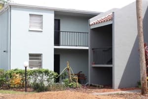 2876 Somerset Park Dr, Tampa, FL 33613, Sold 10/25/21