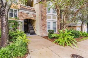 10108 Courtney Oaks Cir, Tampa, FL 33619, Sold 10/29/21